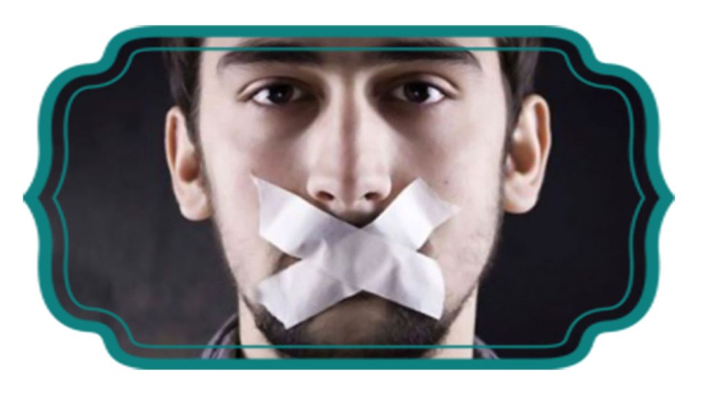 مومن کم حرف می زند